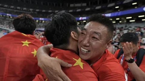 罗梅罗95分钟绝杀，倒挂彩虹球双响，力挽狂澜定胜局！