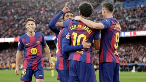 巴薩新援名單曝光：19將亮相，10號球衣28年來首次空缺